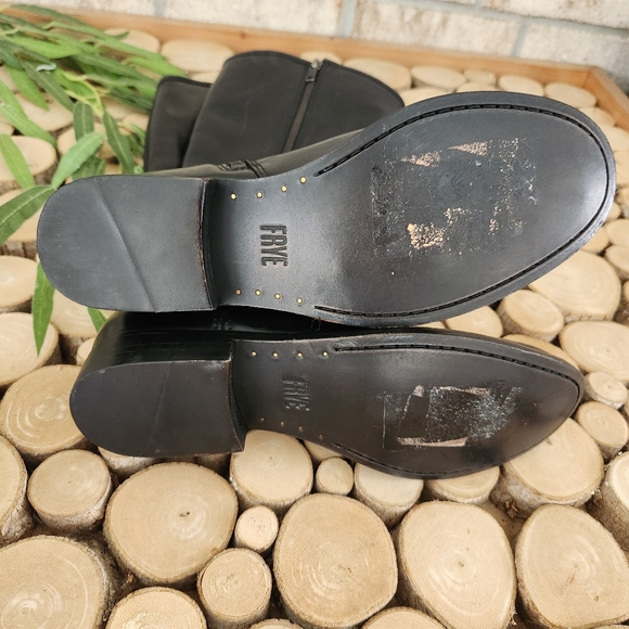 NWOB Frye Melissa Button Inside Zipper Leather Boots - Picture 7 of 8